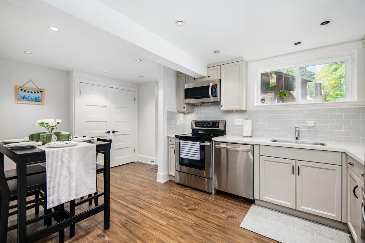 Gorgeous 4 Bedroom Garden Level Suite At Vancouver West & Ubc Ngoại thất bức ảnh