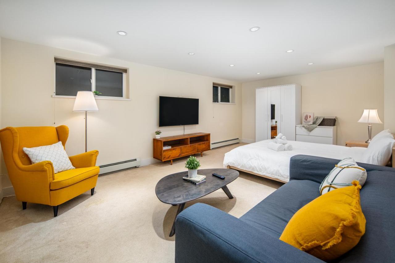 Gorgeous 4 Bedroom Garden Level Suite At Vancouver West & Ubc Ngoại thất bức ảnh